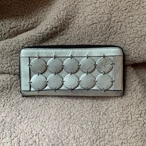 Silver Clutch